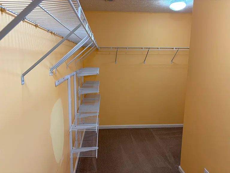 9406 Harlow Ct — Photo 18