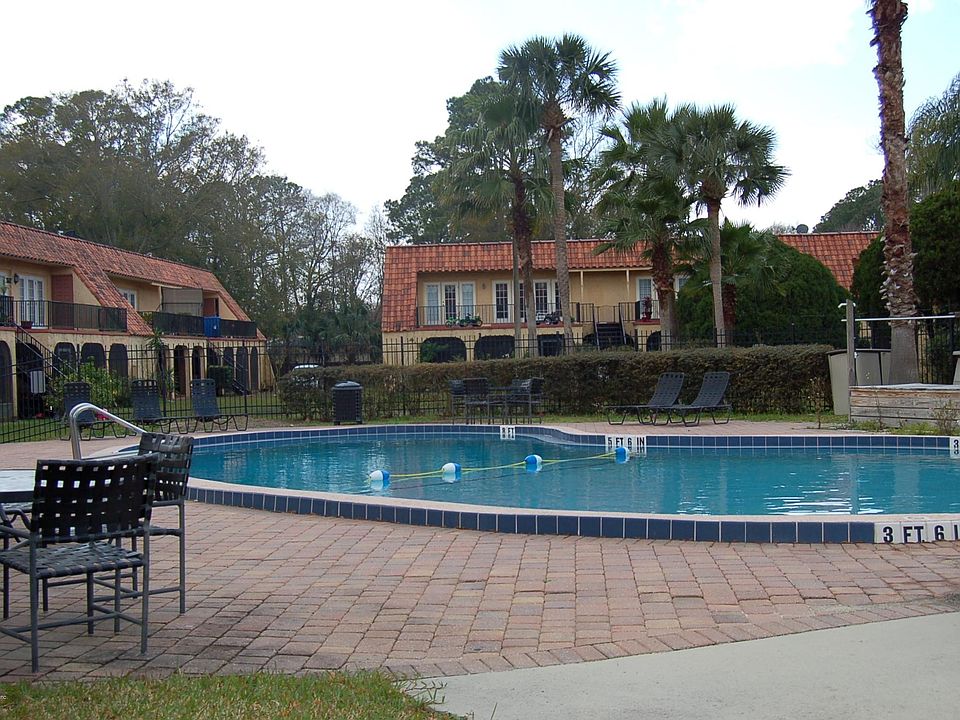 1st image of 3878 LA MIRADA Drive N UNIT 1