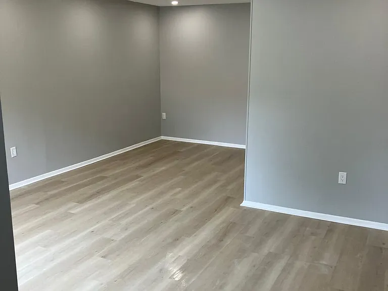 29 Chiswick Dr — Photo 5