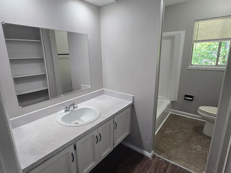 807A Forest Dale Ln #A — Photo 11