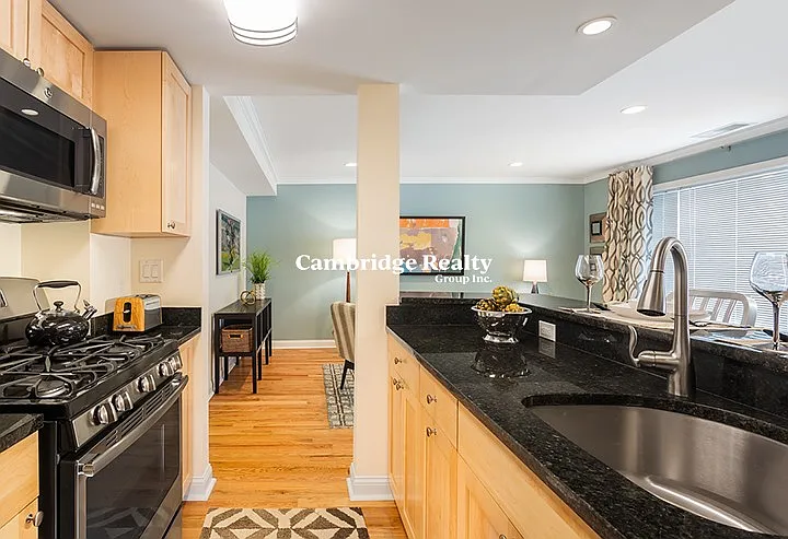 1 bed, 1.5 bath, 785 sqft, $3,095 — Photo 2