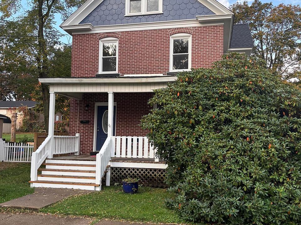 1st image of 616 Williams St