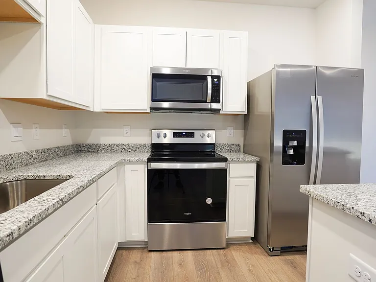 129 Cecil Rd — Photo 5