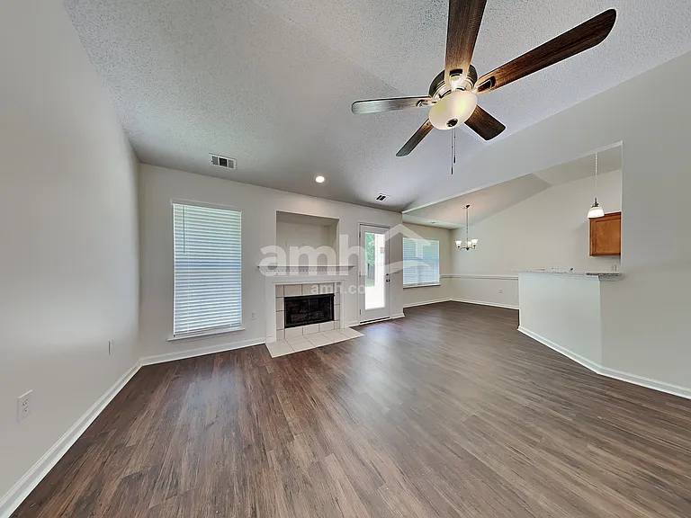 362 Stonebridge Cir — Photo 7