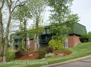 240 Hillcrest Dr APT 10, Marietta, OH 45750
