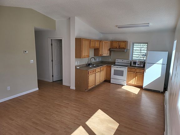 2nd image of 1026 27th Ave APT A
