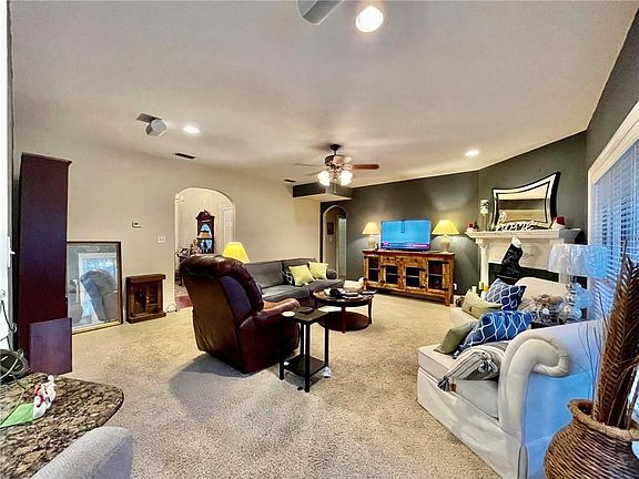 3rd image of 5436 River Plantation Dr