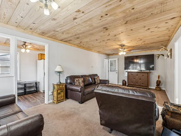 2301 27th Ave N, Bessemer, AL 35023