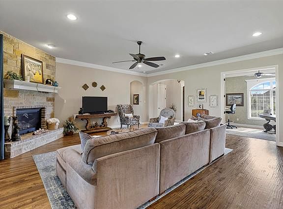 5th image of 6102 Browning Ct