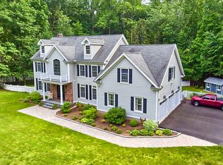 680 Nortontown Rd, Guilford, CT 06437