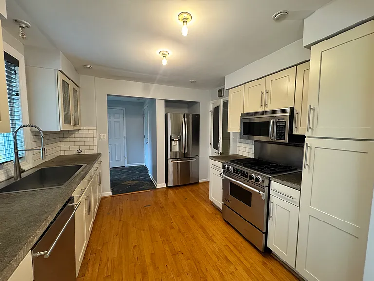 2071 Inchcliff Rd — Photo 11