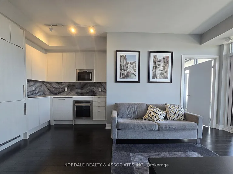 181 Bedford Rd #1501 — Photo 8