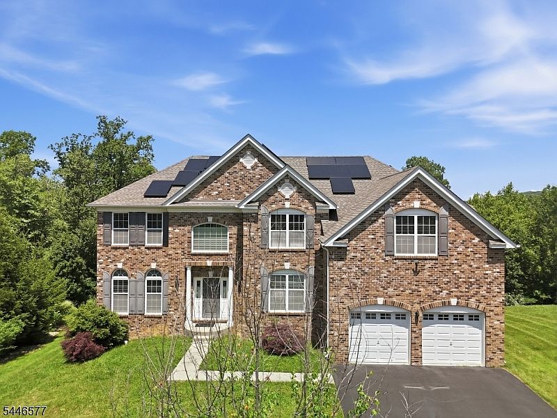 1st image of 20 Ruggiero Way