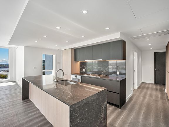 2nd image of 1500 Fern St #2604