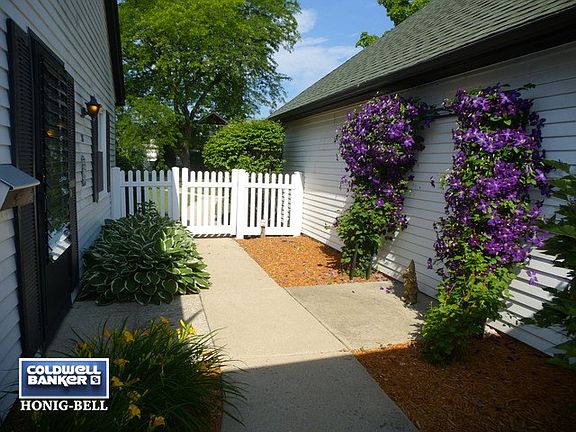 3rd image of 38 Garden Dr