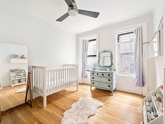 5th image of 509 W 122nd St #10