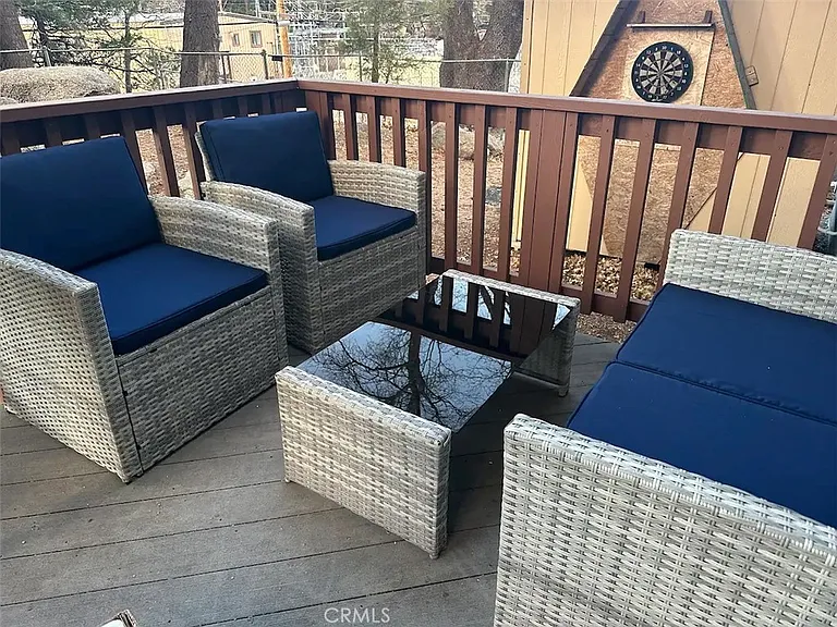 2560 Oak Dr — Photo 16