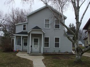 121 4th St, Beaver Dam, WI 53916