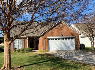3461 Fitchetts Ln, Glen Allen, VA 23060
