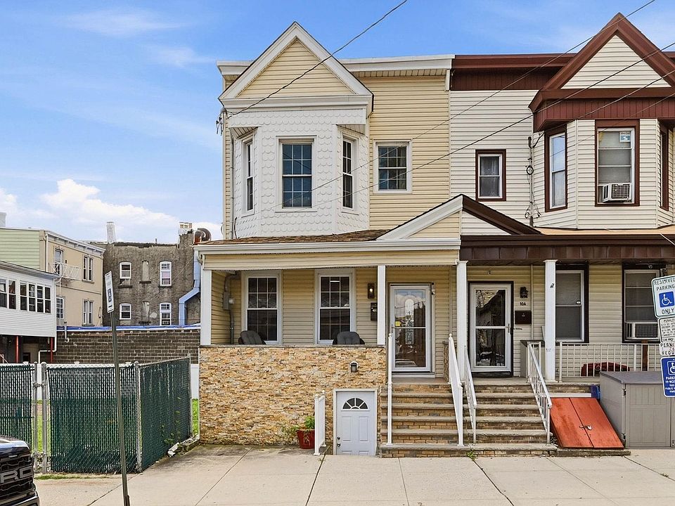 1st image of 10 W 36th St