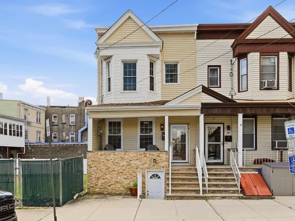 10 West 36th Street image 1 of 29