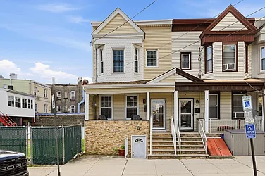 10 36th Street