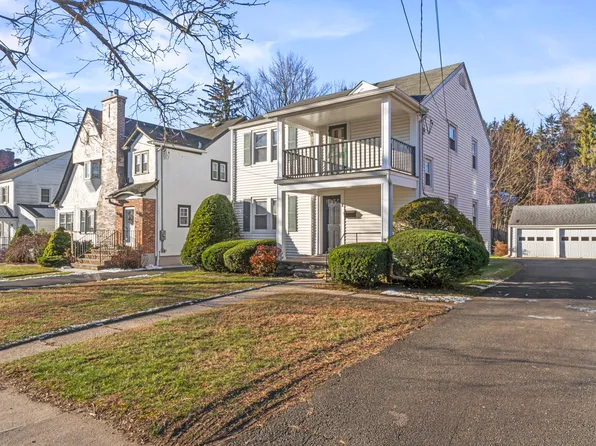 11 Roger Avenue, Danbury, CT 06810