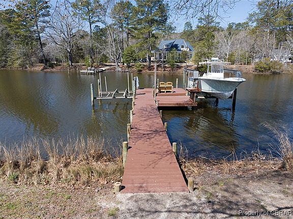 2nd image of 343 Oakley Pointe Ln