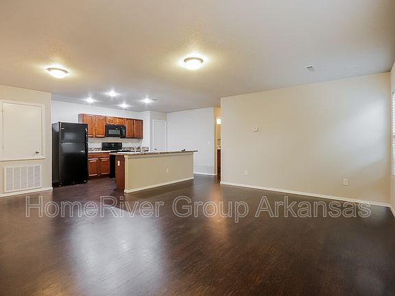 3rd image of 227 N Marietta Way