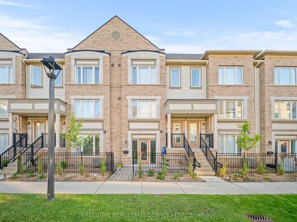 1 Beckenrose Ct #144, Brampton, ON L6Y 6G2
