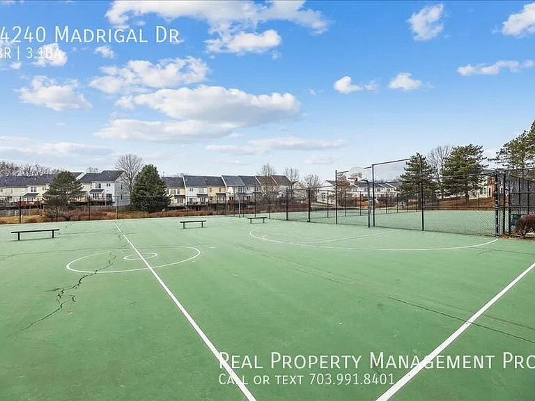 14240 Madrigal Dr — Photo 34