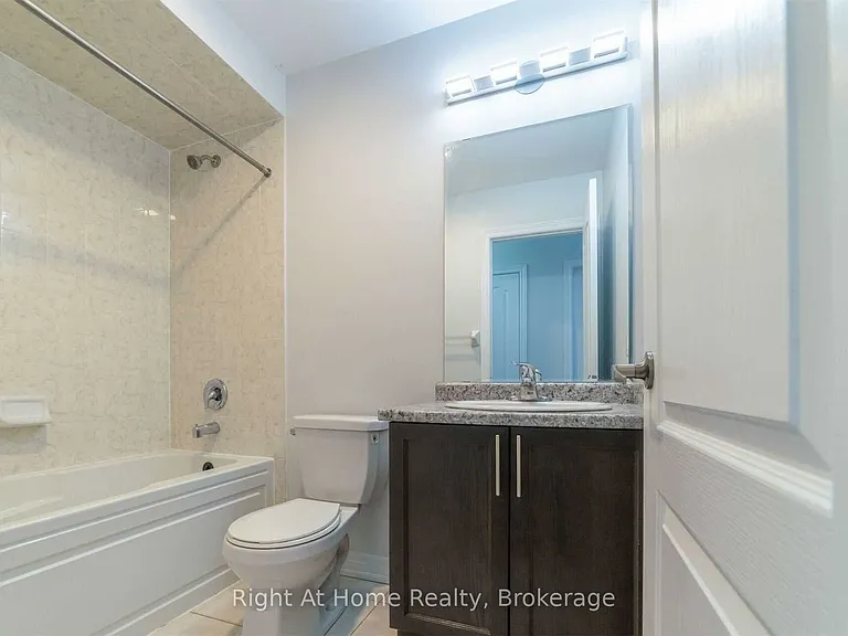 66 Knotty Pine Ave — Photo 19