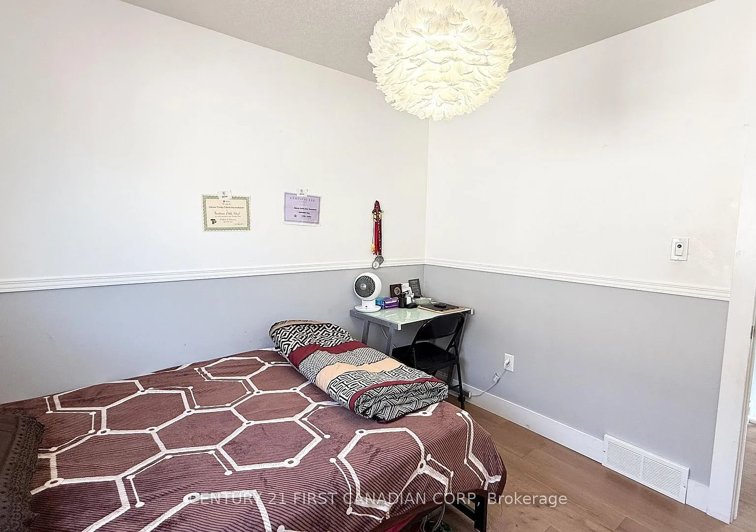 3 bed, $2,700 — Photo 2