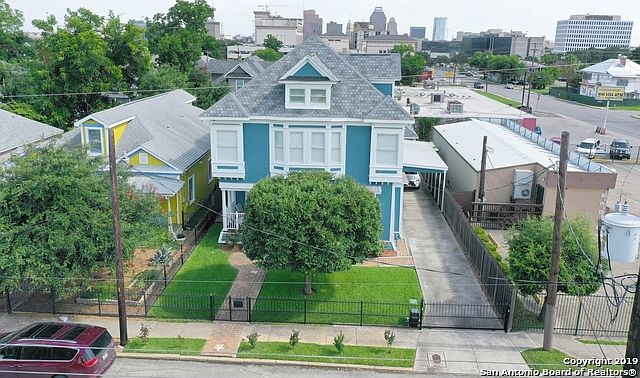 1st image of 306 E Myrtle St
