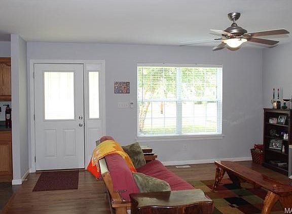 3rd image of 152 Hogan Ave