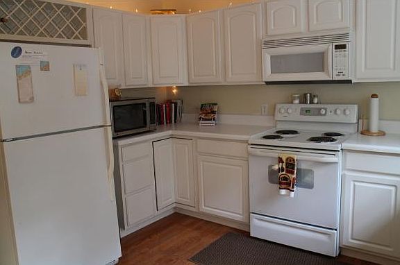 3rd image of 259 Hunter Hills Cir APT 1