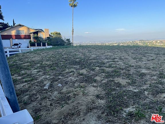 4th image of 708 Rodman Cir