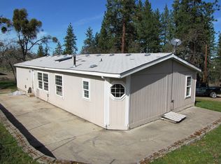 2407 Wren Ridge Dr, Eagle Point, OR 97524