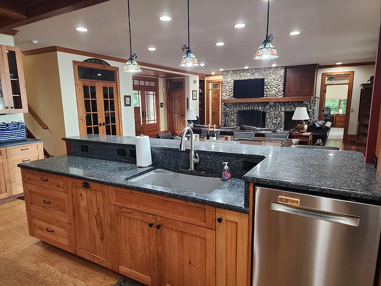 16946 Belle Isle Dr — Photo 10