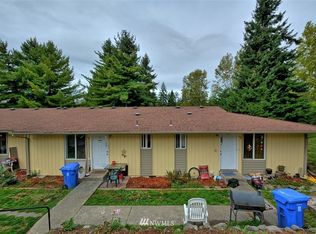 Cute 2 Bedroom 1 Bath in a 4-PLEX, Tacoma, WA 98409