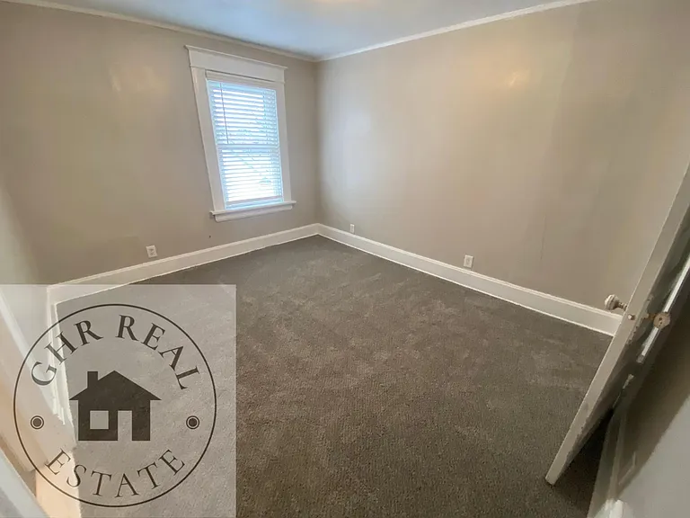 310 Brown Ave — Photo 27