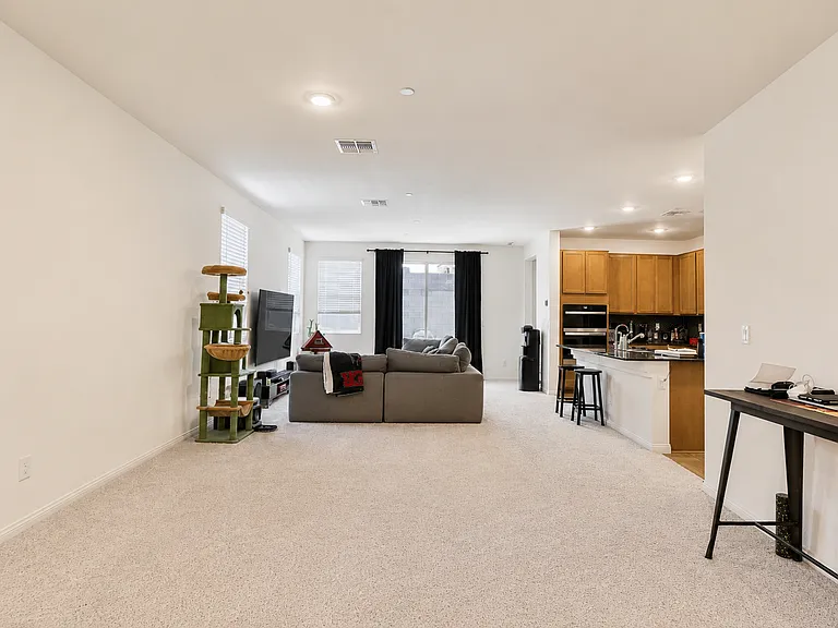 743 Wild Highlands Ln — Photo 2