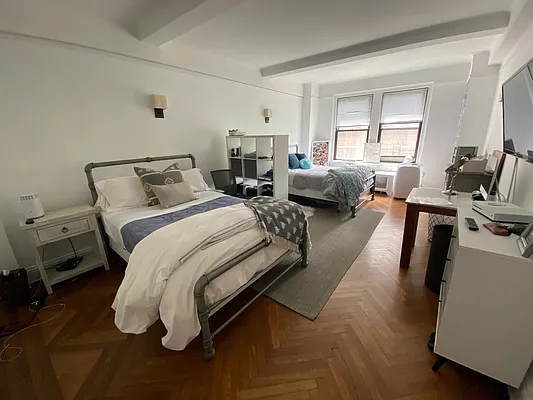 Rented by Corcoran | media 9
