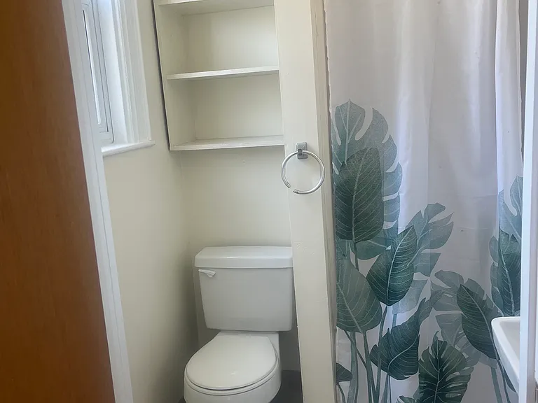 723 Washington St #2F — Photo 8