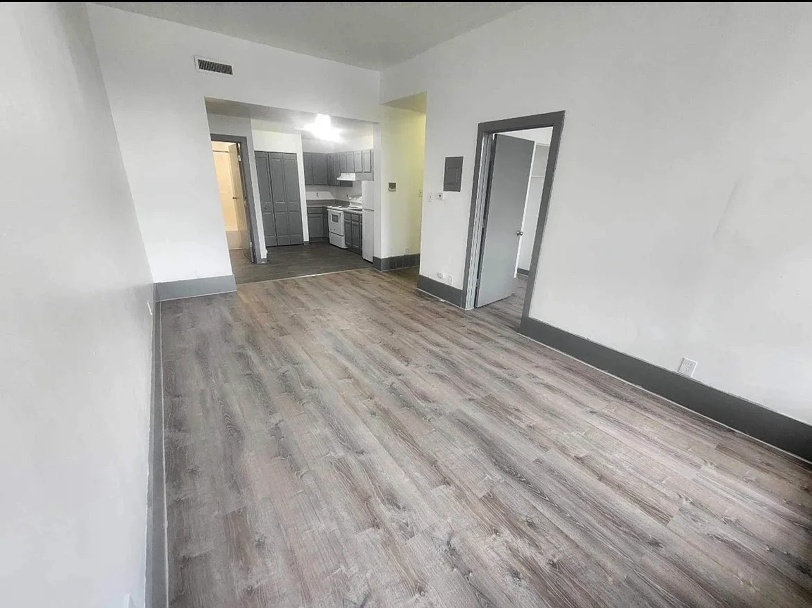 1 bed, 700 sqft, $845 — Photo 2