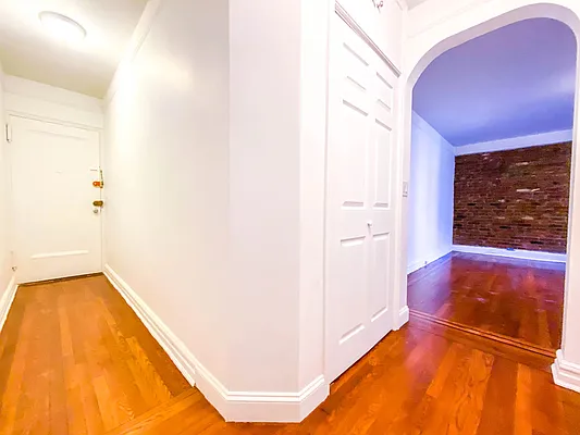 Rented by Gravity Real Estate Advisors | media 26