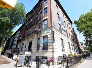82 Lafayette Ave APT 2A, Brooklyn, NY 11217