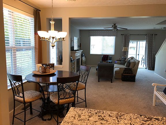 3rd image of 814 Foinavon Ln