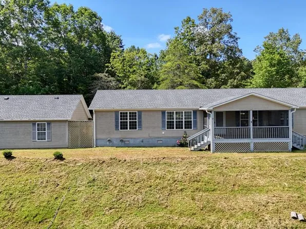 209 Turkey Ridge Dr, Murphy, NC 28906