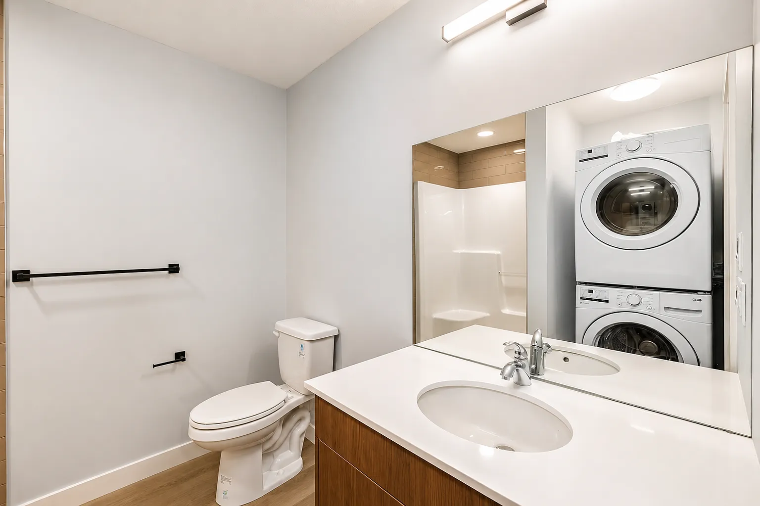 Terez Sapphire-Floorplan — Photo 4